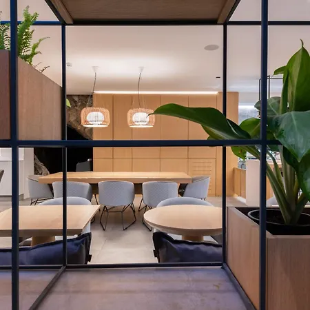 朱利安尼酒店 - 精品酒店 4*