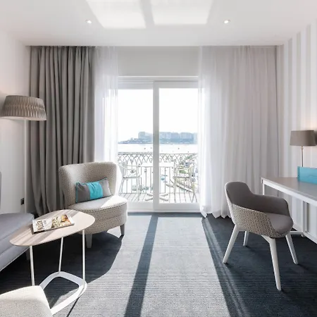 Juliani - Boutique 4* San Ġiljan