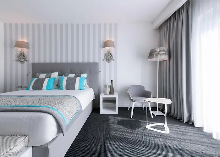 Hotel Juliani - Boutique Saint Julian's