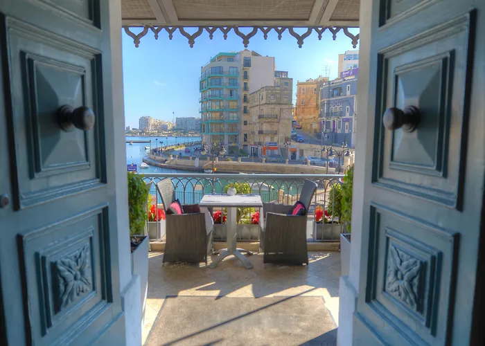 Juliani - Boutique Saint Julian's