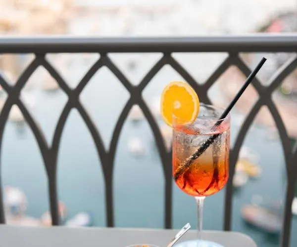 Juliani - Boutique 4* Saint Julian's