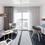 Juliani - Boutique 4* San Ġiljan